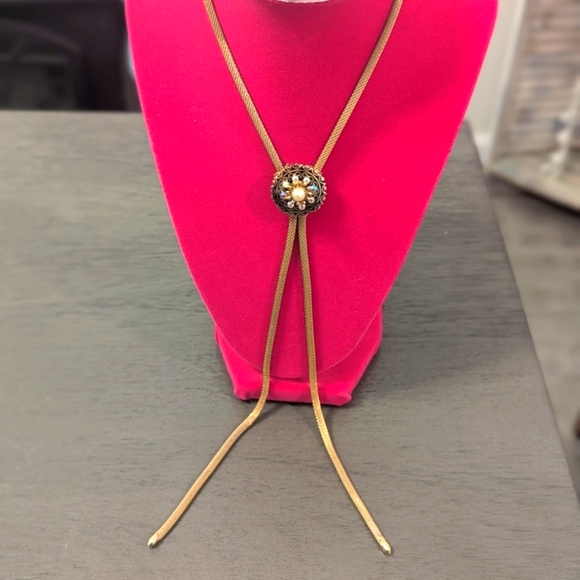 Vintage Damascene Bolo Lariat With Pearl, Aurora Borealis Faceted Crystals - Picture 6 of 9